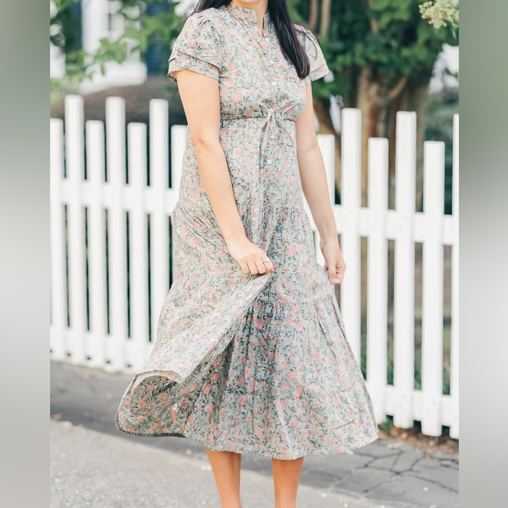 Victoria Dunn Flutter, NWT, size medium maxi.